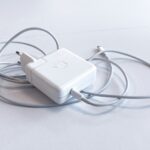 5 Gadget Keren yang Bisa Bikin Meja Kerja Lebih Rapi